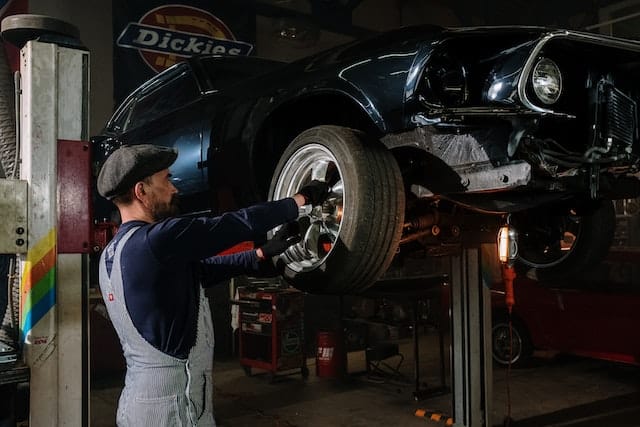 Warning Signs that Your Car Needs Service - Milex Brands
